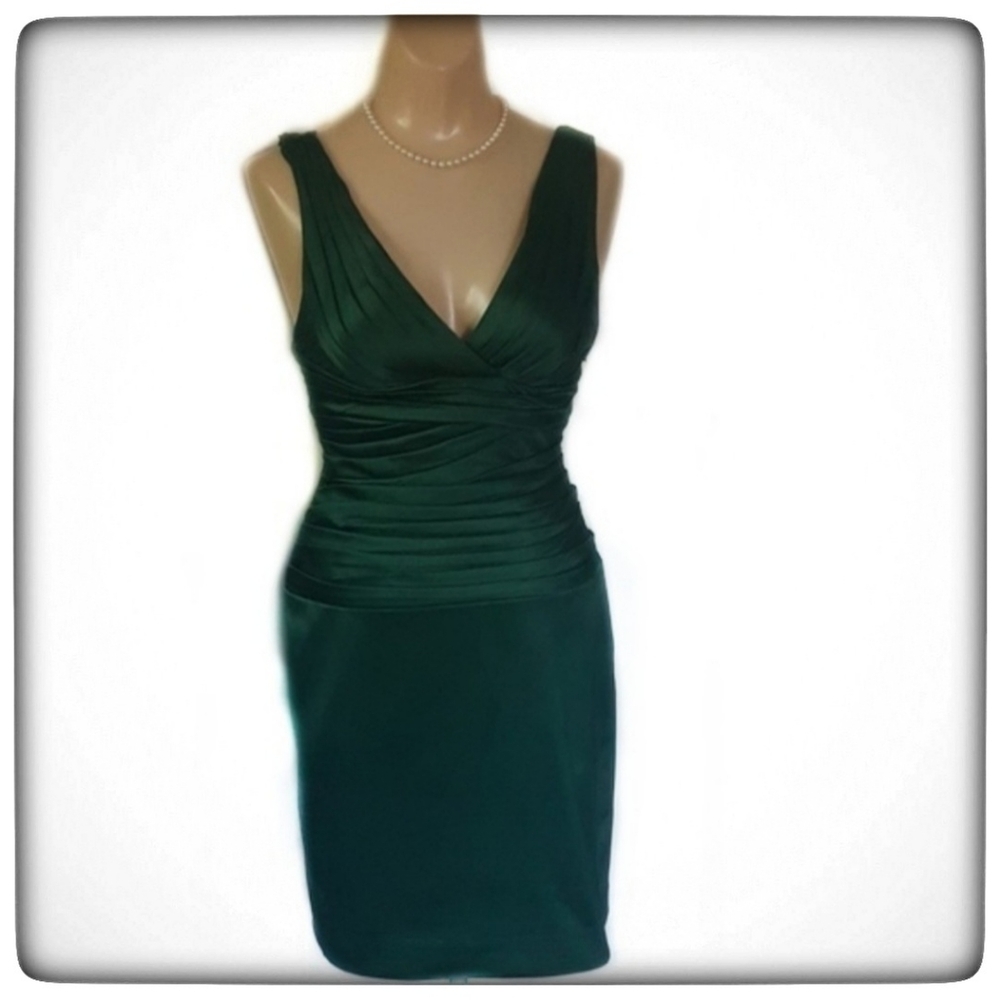 Mignon Kelly Green Formal Knee Length Dress-Size 0